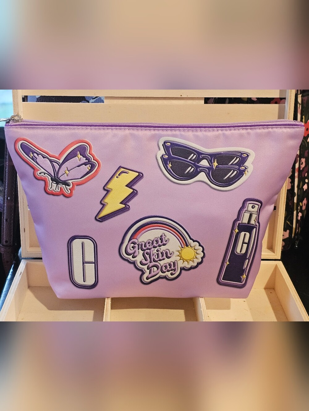 Clinique Purple "Great Skin Day" Cosmetic Pouch with Branded Silver Zipper Pull